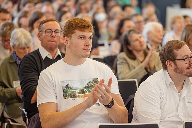 Bundeskonferenz Gesundes Alter 2023: Applaus aus dem Plenum